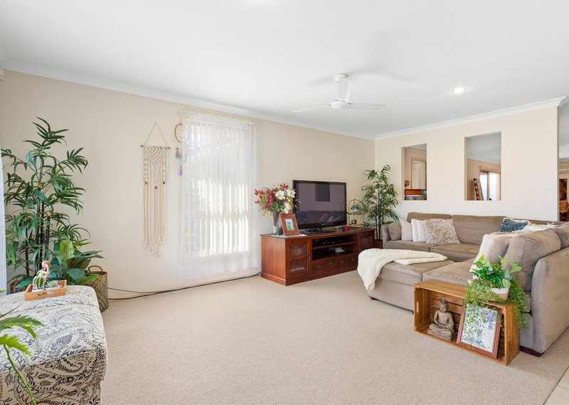 Photo - 8 Melaleuca Place, Taree NSW 2430 - Image 3