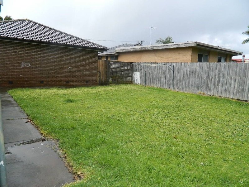 Photo - 8 Melanie Close, Keysborough VIC 3173 - Image 12