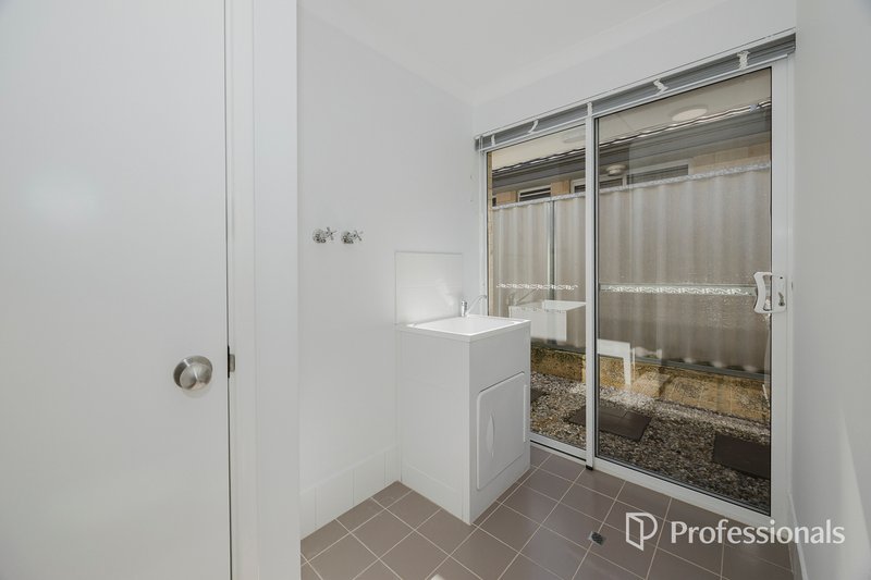 Photo - 8 Melksham Way, Butler WA 6036 - Image 14