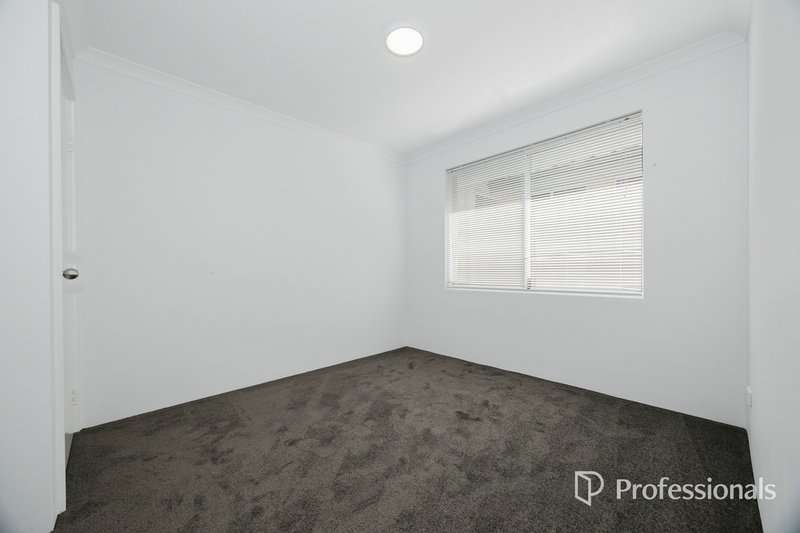 Photo - 8 Melksham Way, Butler WA 6036 - Image 16