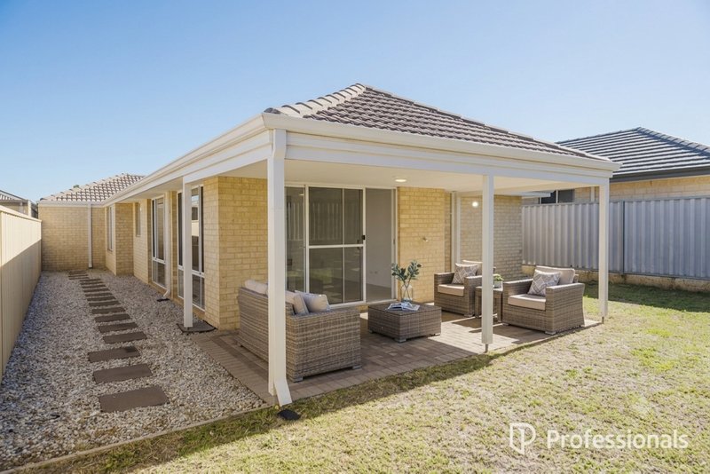Photo - 8 Melksham Way, Butler WA 6036 - Image 17