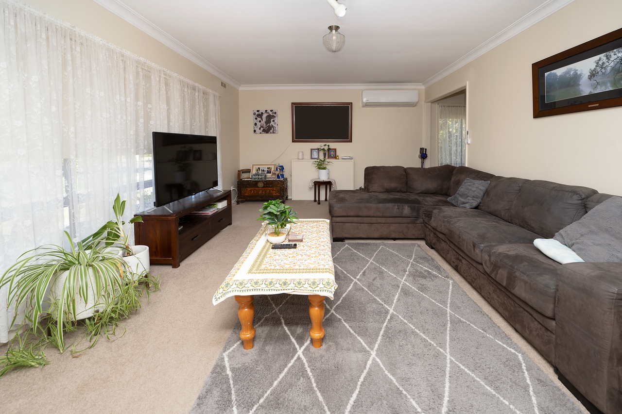 3-bedroom house at 8 Mellor Grove, Swan Hill, VIC 3585, Swan Hill, Victoria