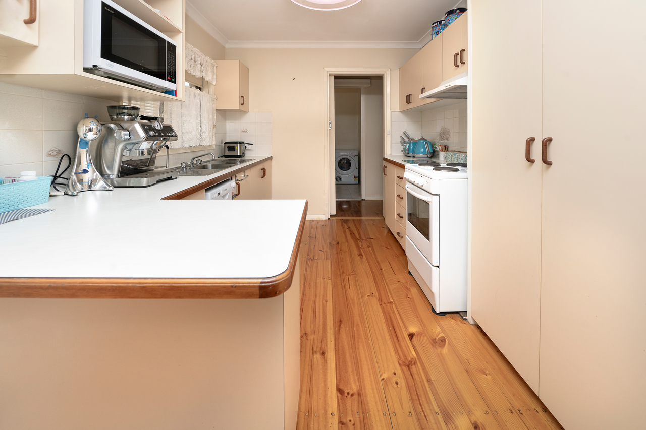 3-bedroom house at 8 Mellor Grove, Swan Hill, VIC 3585, Swan Hill, Victoria