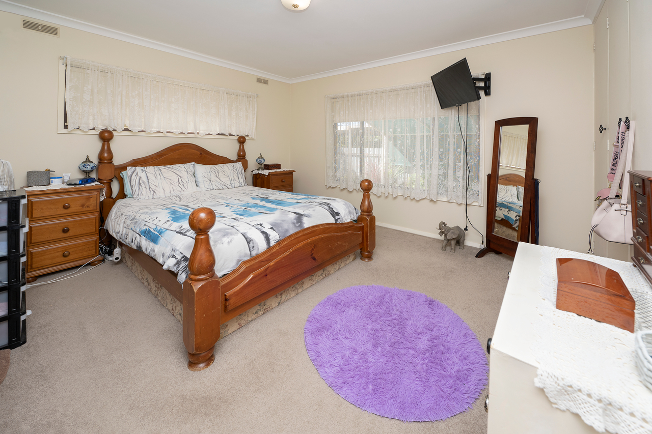 3-bedroom house at 8 Mellor Grove, Swan Hill, VIC 3585, Swan Hill, Victoria