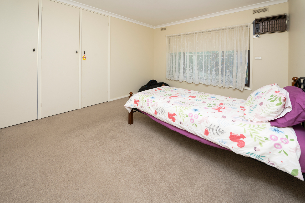 3-bedroom house at 8 Mellor Grove, Swan Hill, VIC 3585, Swan Hill, Victoria