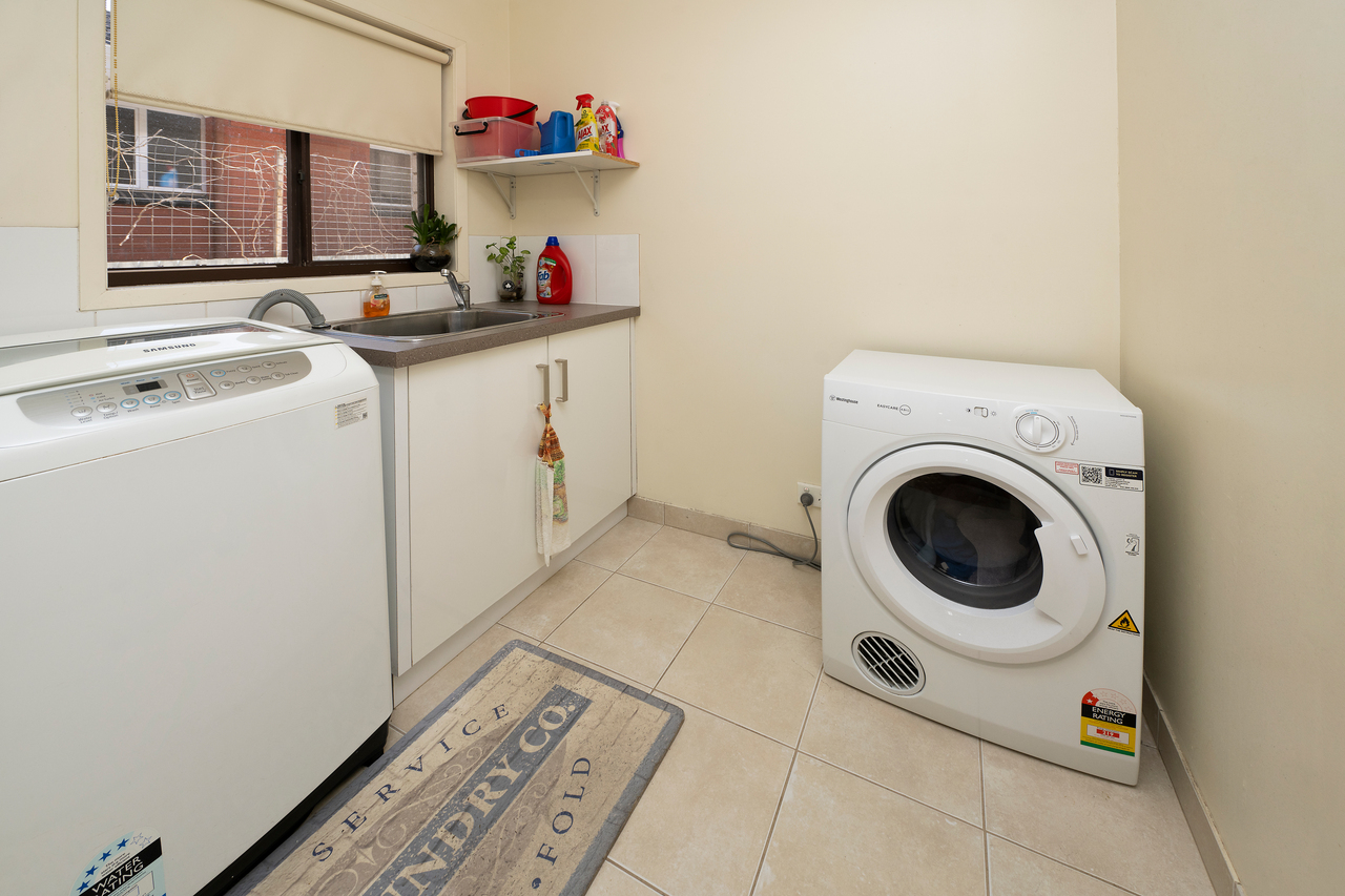 3-bedroom house at 8 Mellor Grove, Swan Hill, VIC 3585, Swan Hill, Victoria