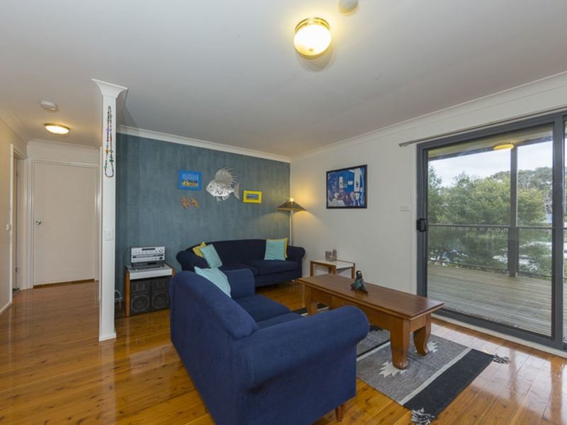 Photo - 8 Merinda Street, Malua Bay NSW 2536 - Image 6