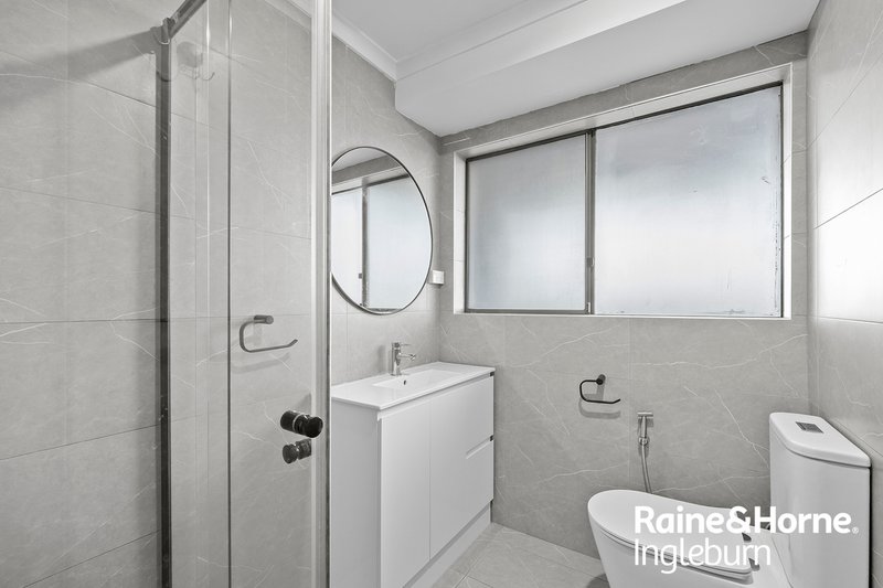 Photo - 8 Methil Place, St Andrews NSW 2566 - Image 5