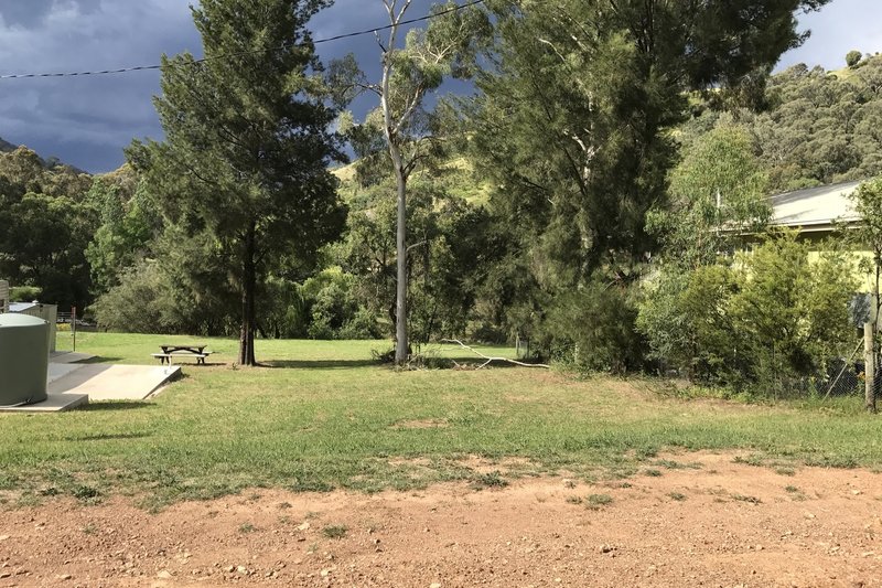 8 Micalong Close, Wee Jasper NSW 2582