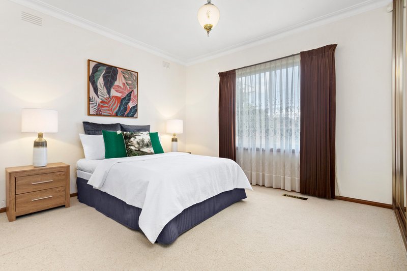 Photo - 8 Michael Street, Lalor VIC 3075 - Image 7