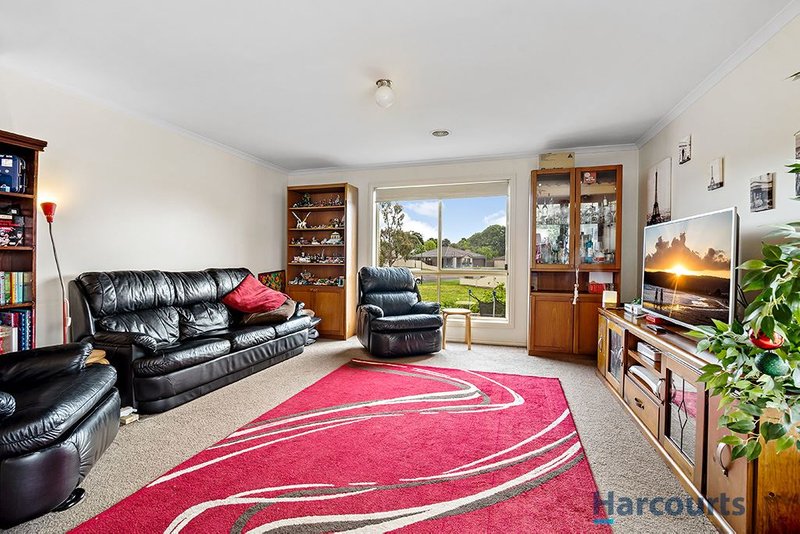 Photo - 8 Middlin Street, Brown Hill VIC 3350 - Image 4