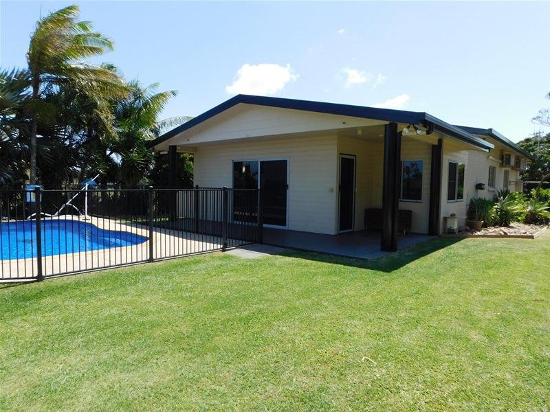 8 Mifsud Drive, Sarina Beach QLD 4737