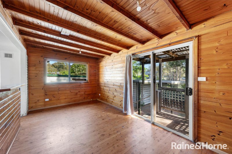 Photo - 8 Miller Avenue, Nowra NSW 2541 - Image 6