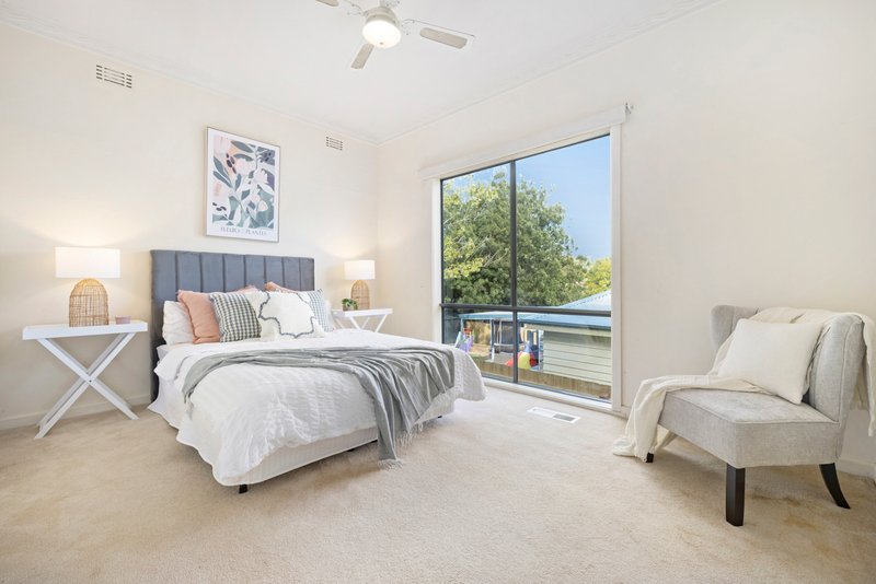 Photo - 8 Milton Street, Ferntree Gully VIC 3156 - Image 4