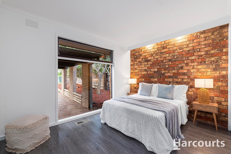 Photo - 8 Minchinbury Drive, Vermont South VIC 3133 - Image 8