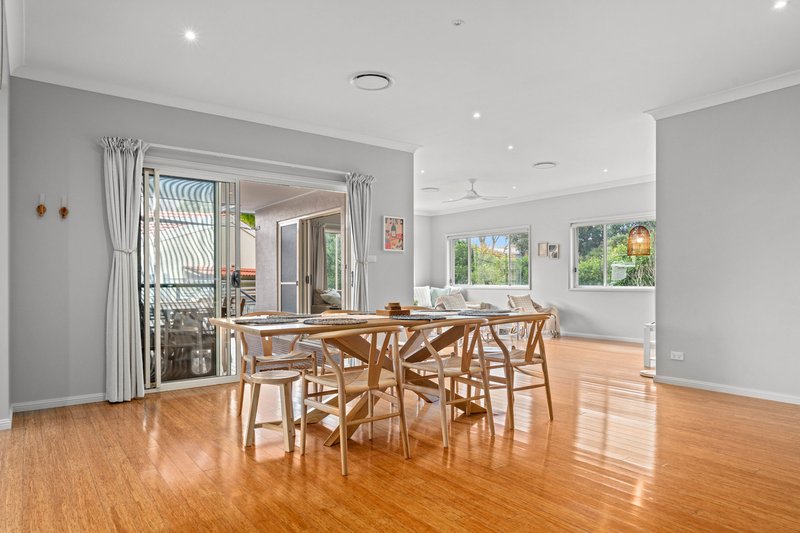Photo - 8 Minell Close, Wamberal NSW 2260 - Image 3