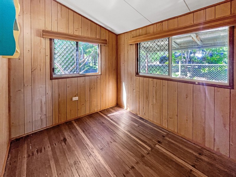 Photo - 8 Minna Street, Herberton QLD 4887 - Image 6