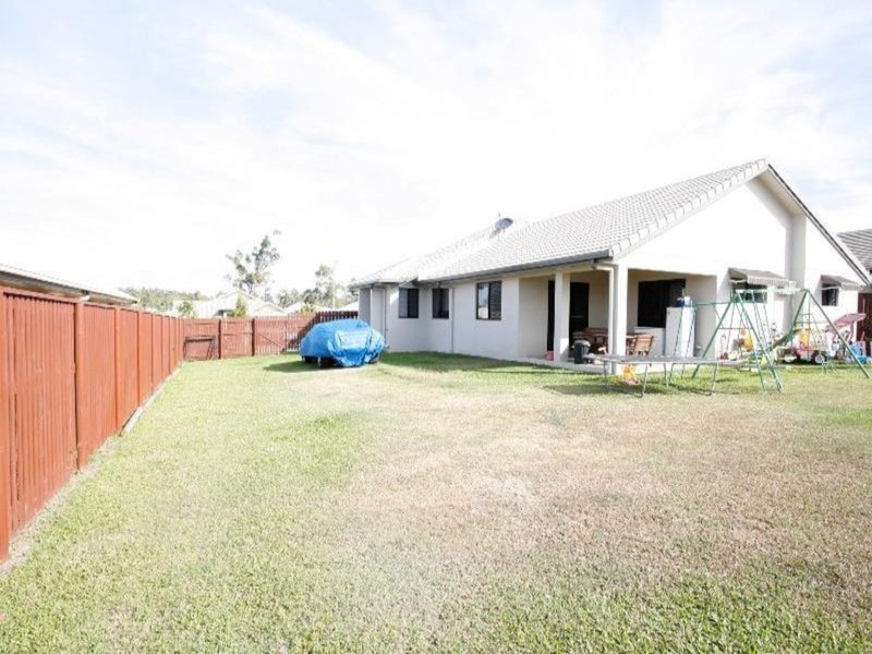 Photo - 8 Minstrel Ct , Bushland Beach QLD 4818 - Image 8