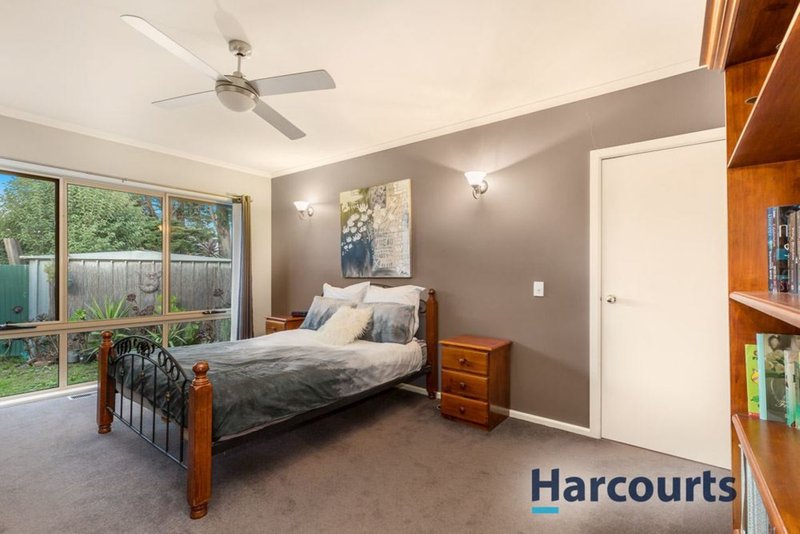 Photo - 8 Mint Street, Wantirna VIC 3152 - Image 6