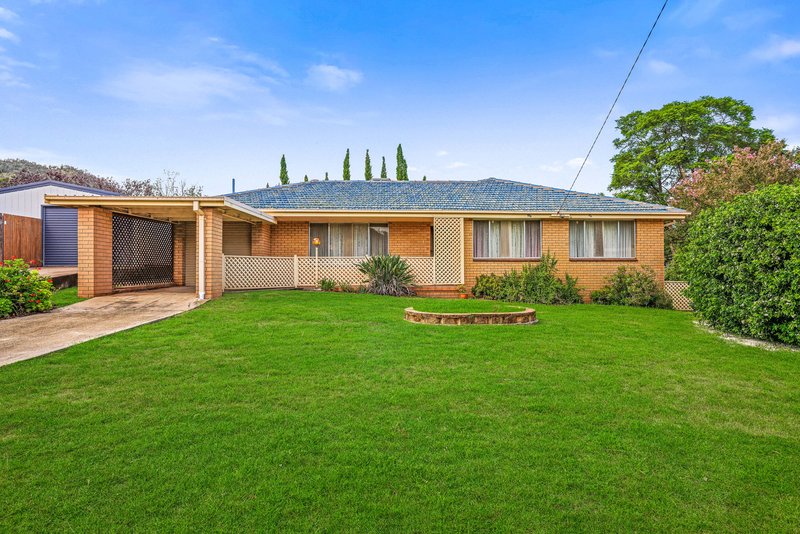 8 Mirool Street, Tamworth NSW 2340