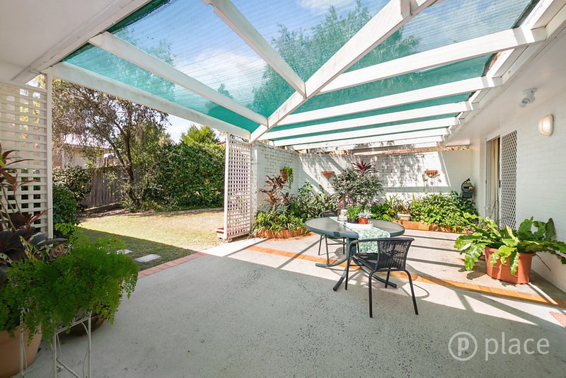 Photo - 8 Mirreh Place, Chapel Hill QLD 4069 - Image 16