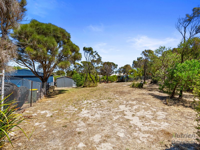 Photo - 8 Mistletoe Drive, The Pines SA 5577 - Image 2