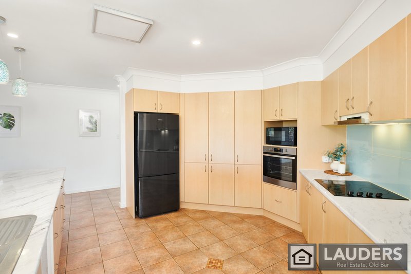 Photo - 8 Mistral Place, Old Bar NSW 2430 - Image 8