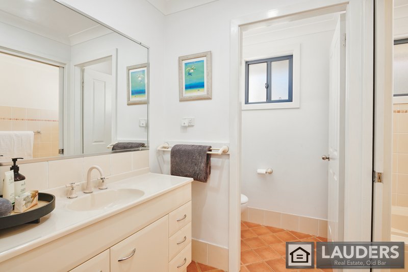 Photo - 8 Mistral Place, Old Bar NSW 2430 - Image 17