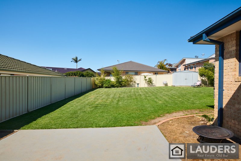 Photo - 8 Mistral Place, Old Bar NSW 2430 - Image 31