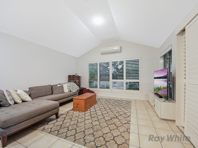 Photo - 8 Mitchell Court, Rothwell QLD 4022 - Image 5