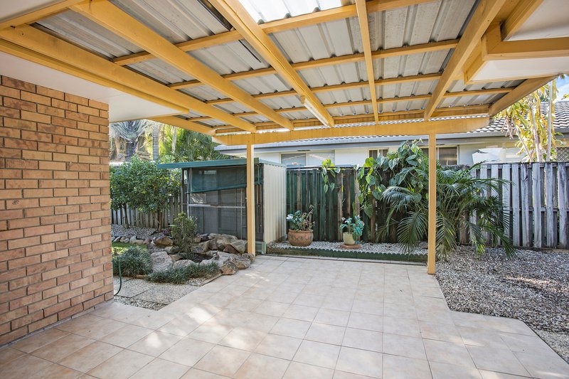 Photo - 8 Mojave Drive, Burleigh Waters QLD 4220 - Image 6