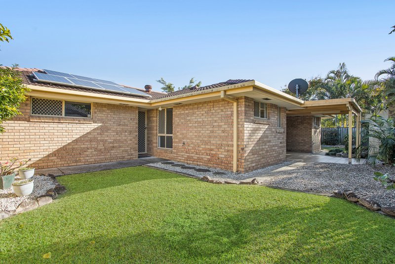 Photo - 8 Mojave Drive, Burleigh Waters QLD 4220 - Image 7