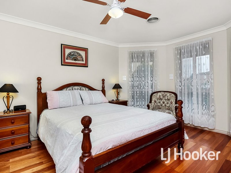 Photo - 8 Monivae Court, Seabrook VIC 3028 - Image 7