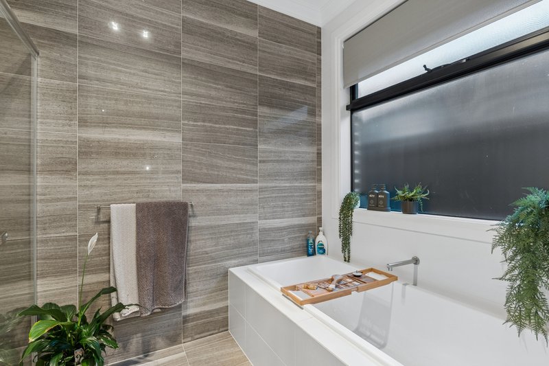 Photo - 8 Monterey Place, Mount Barker SA 5251 - Image 20