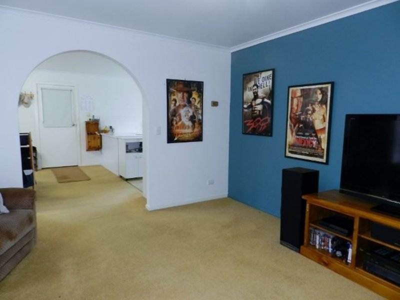 Photo - 8 Montgomery Street, Yarram VIC 3971 - Image 7