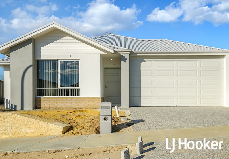 Photo - 8 Mooarn Way, Eglinton WA 6034 - Image 1
