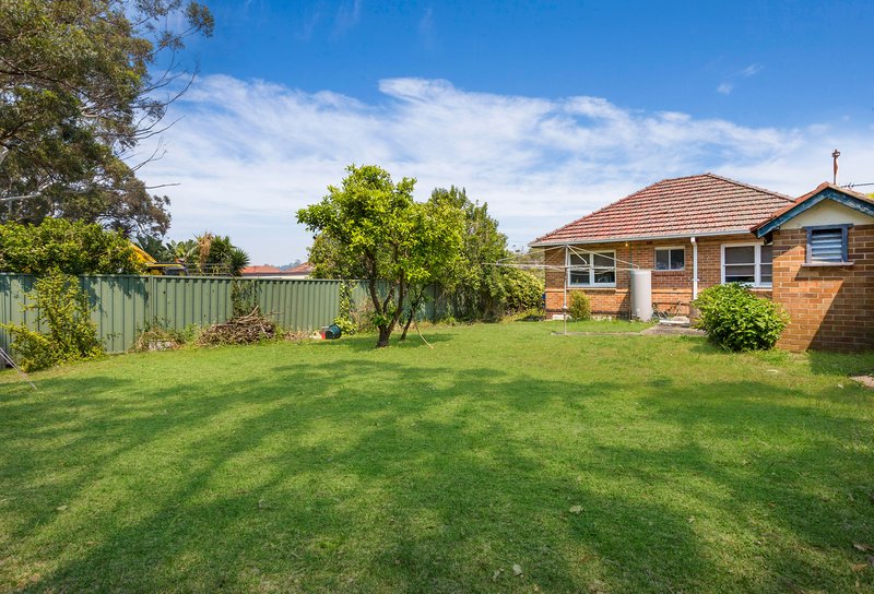 Photo - 8 Mooki Street, Miranda NSW 2228 - Image 2