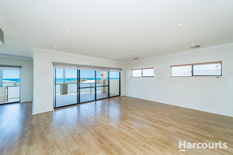 Photo - 8 Moonlighter Way, Yanchep WA 6035 - Image 6