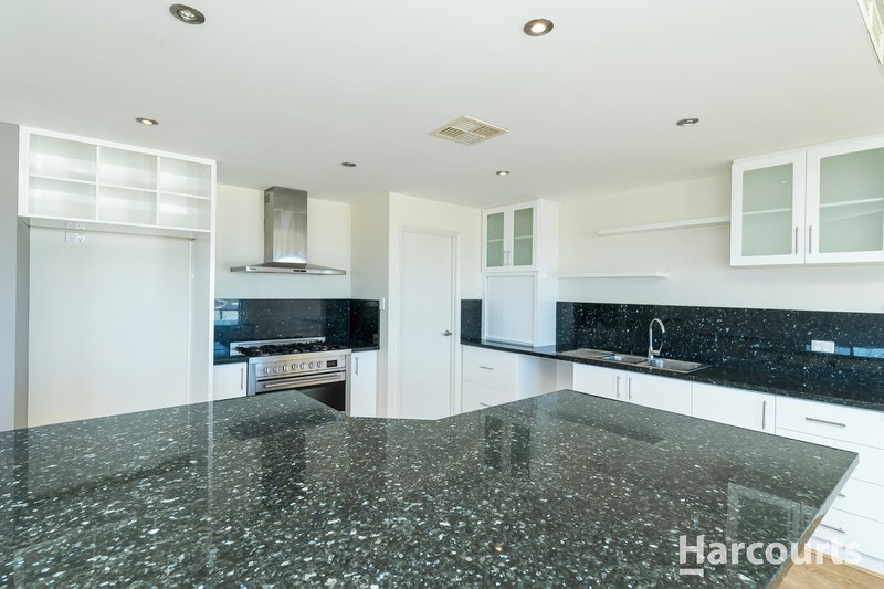 Photo - 8 Moonlighter Way, Yanchep WA 6035 - Image 11