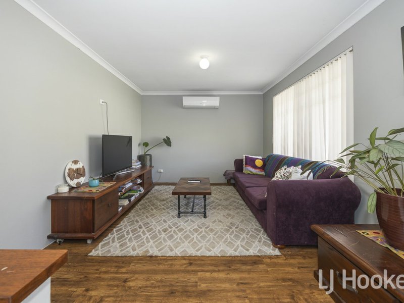 Photo - 8 Moorpark Ave , Yanchep WA 6035 - Image 3