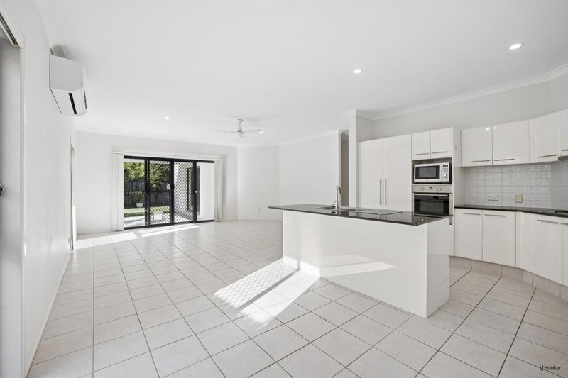 Photo - 8 Morea Court, Varsity Lakes QLD 4227 - Image 4