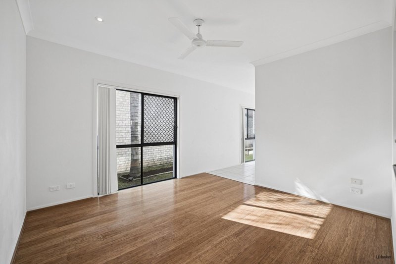 Photo - 8 Morea Court, Varsity Lakes QLD 4227 - Image 13