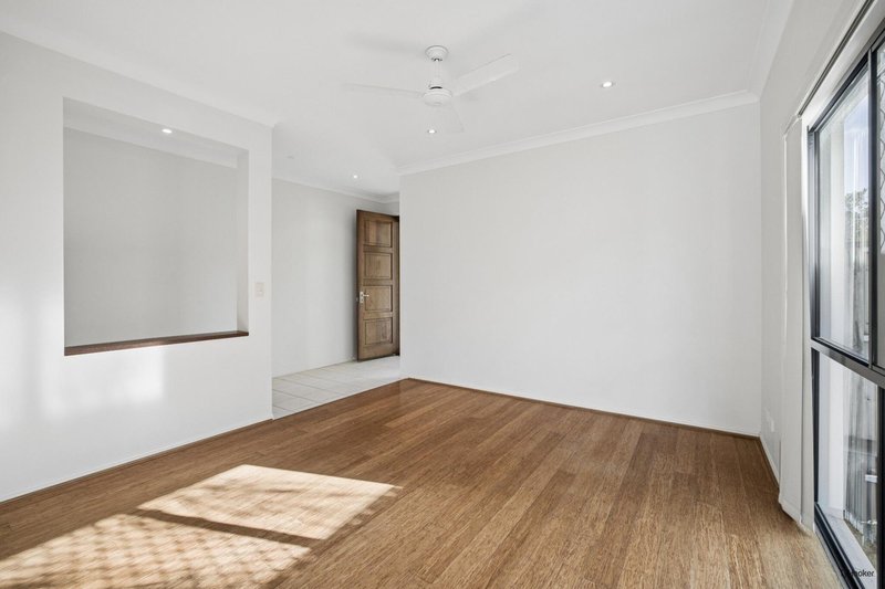 Photo - 8 Morea Court, Varsity Lakes QLD 4227 - Image 15