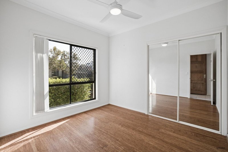 Photo - 8 Morea Court, Varsity Lakes QLD 4227 - Image 18