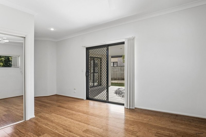 Photo - 8 Morea Court, Varsity Lakes QLD 4227 - Image 19
