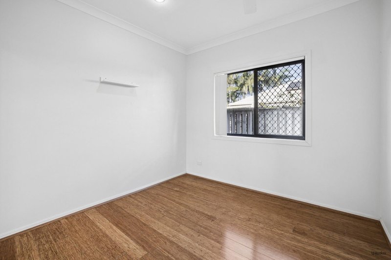 Photo - 8 Morea Court, Varsity Lakes QLD 4227 - Image 25