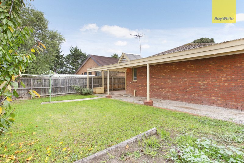 Photo - 8 Morley Court, Keilor Downs VIC 3038 - Image 7