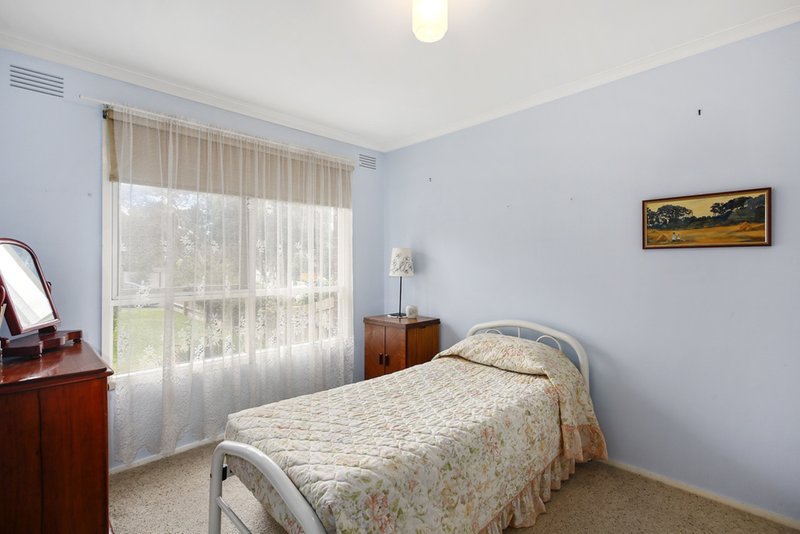 Photo - 8 Morokai Grove, Lilydale VIC 3140 - Image 12