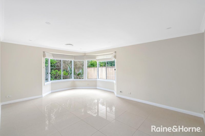 Photo - 8 Morris Grove, Kellyville NSW 2155 - Image 5