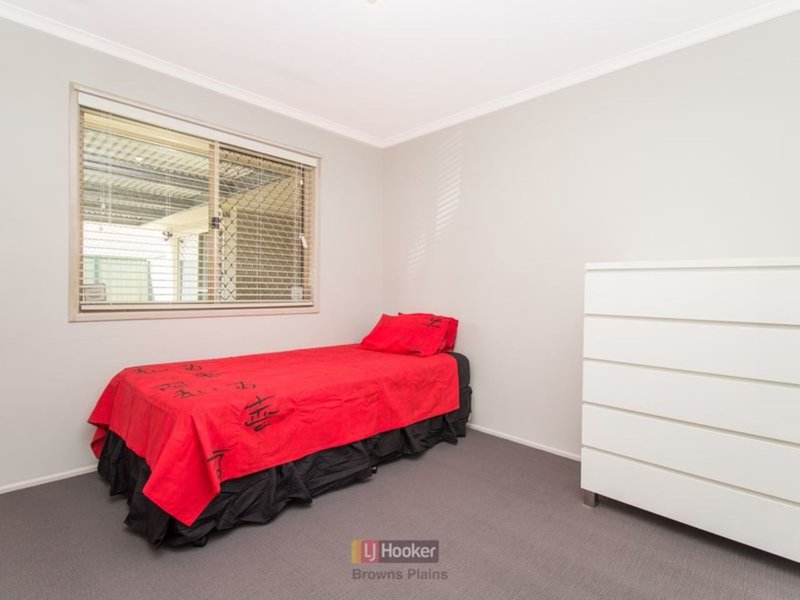 Photo - 8 Mortlake Crescent, Boronia Heights QLD 4124 - Image 10